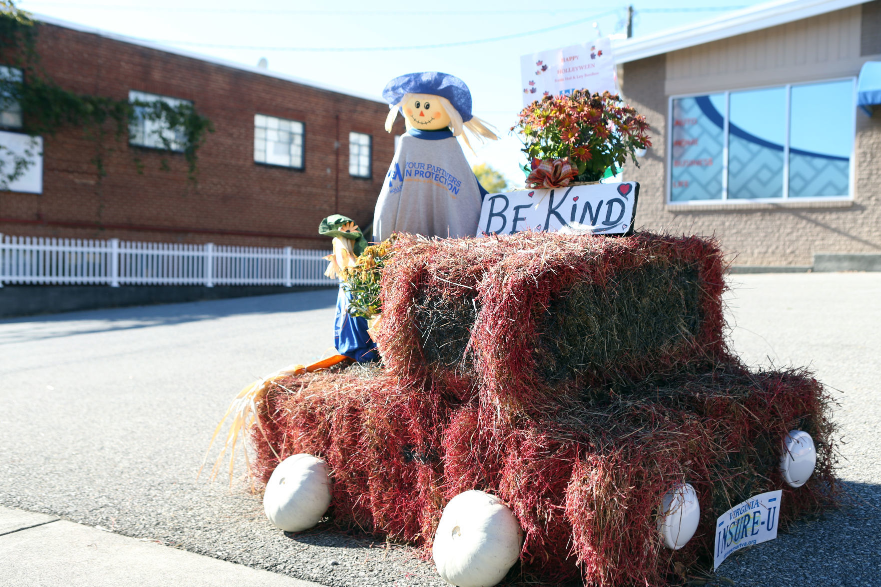 hr scarecrows 102419 p07